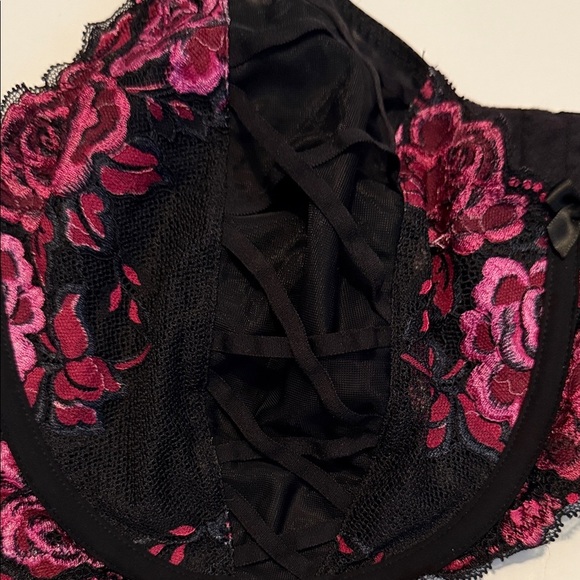 Torrid Black and Pink Lace Bra - Picture 2 of 10